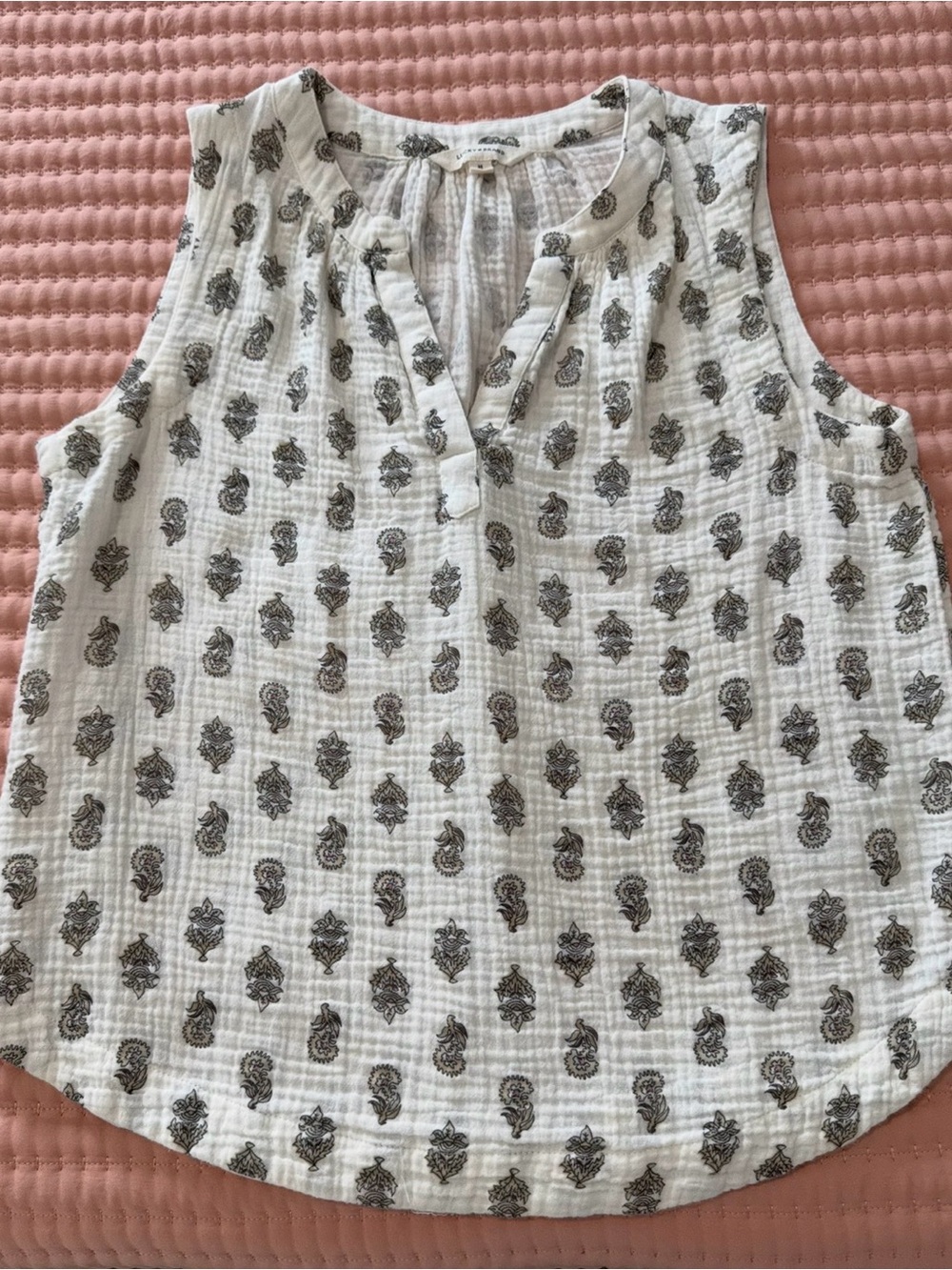 Lucky Brand White Gauze Sleeveless Top with Black Paisley Motif